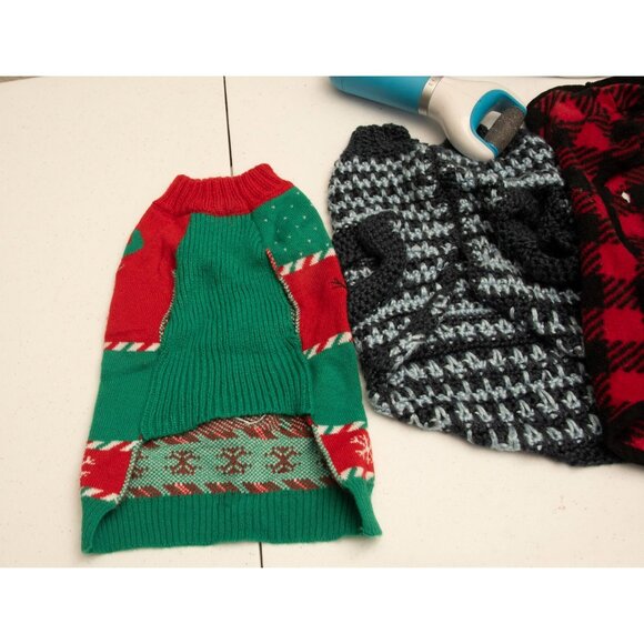 The Small Doggie Christmas Lot Sweaters Dog Bowl & Groming Tools - Picture 6 of 12